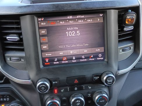 Used 2019 RAM 1500 Big Horn image 6