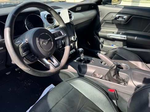 Used 2015 Ford Mustang GT Premium image 4