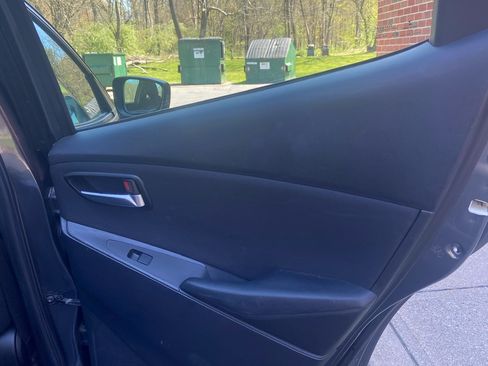 Used 2018 Toyota Yaris iA image 6