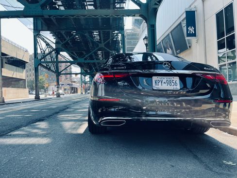 Used 2021 Mercedes-Benz S 580 4MATIC Sedan image 12