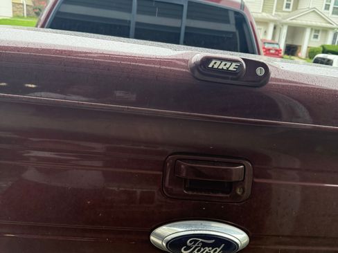 Used 2010 Ford F150 Lariat RWD image 6