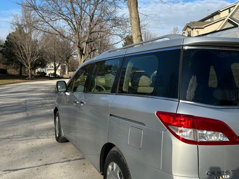 Used 2013 Nissan Quest S image 12