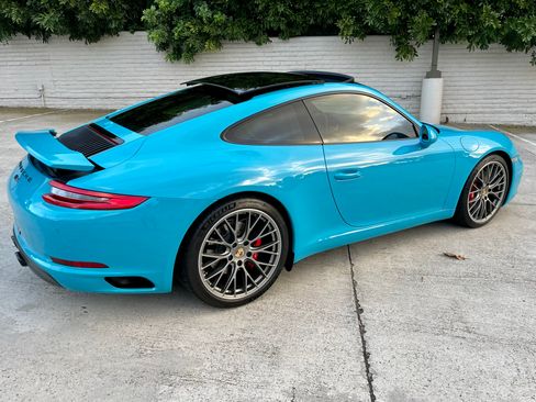 Used 2017 Porsche 911 Carrera S image 10