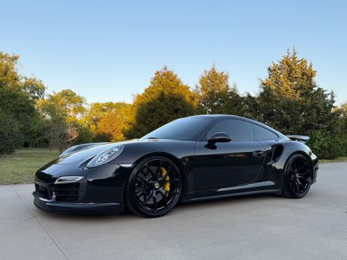 Used 2014 Porsche 911 Turbo S AWD/4WD image 1