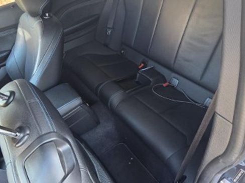 Used 2018 BMW M2 Coupe 2D image 11