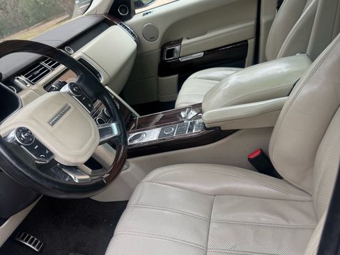 Used 2014 Land Rover Range Rover Supercharged AWD/4WD image 6