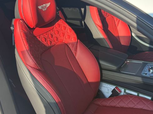 Used 2023 Bentley Continental GT Mulliner image 18
