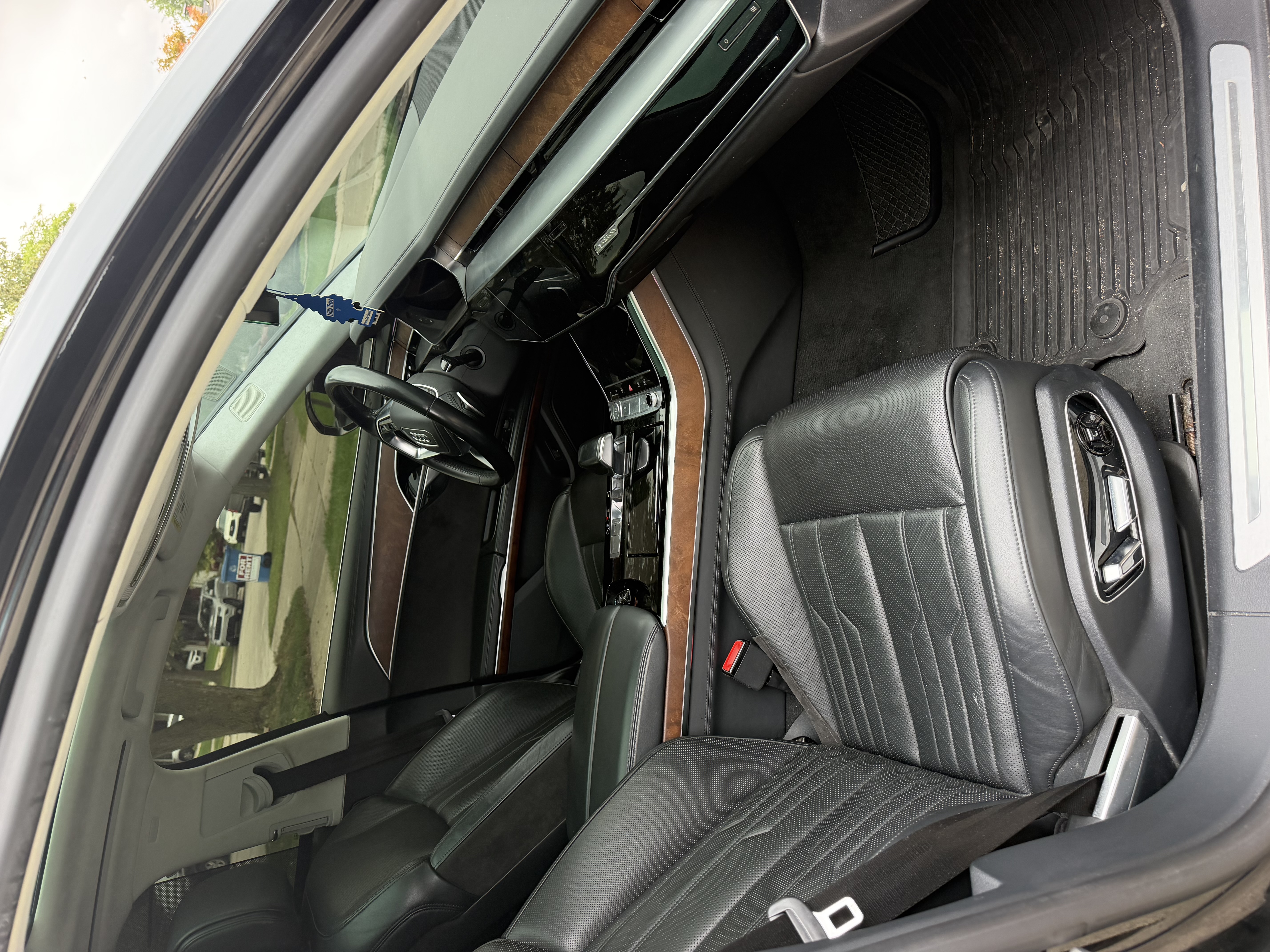 Used 2019 Audi A8 L 3.0T w/ Luxury Package AWD/4WD image 11
