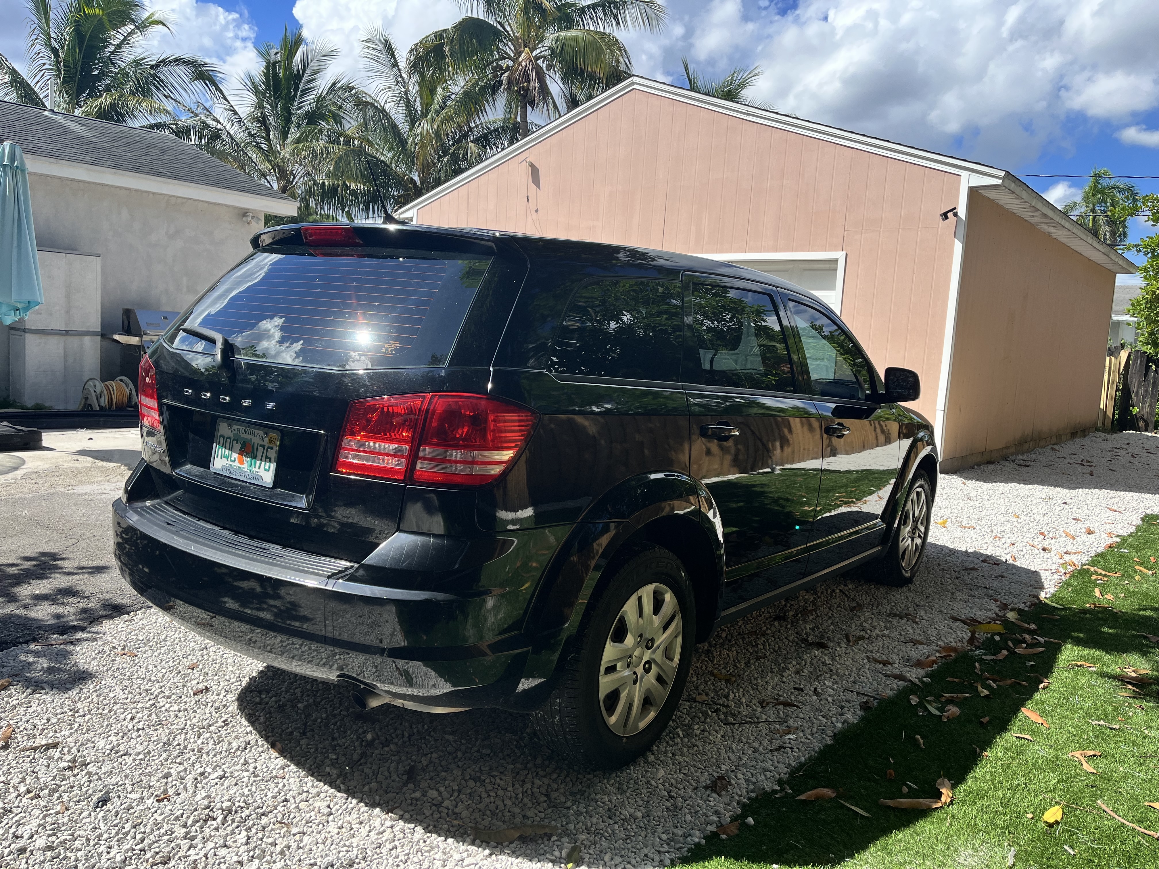 Used 2015 Dodge Journey American Value Package w/ Flexible Seating Group FWD image 1