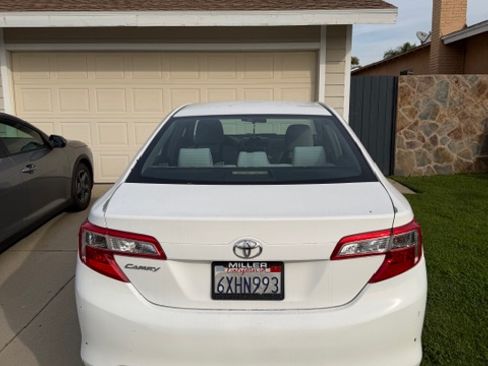 Used 2012 Toyota Camry FWD image 4