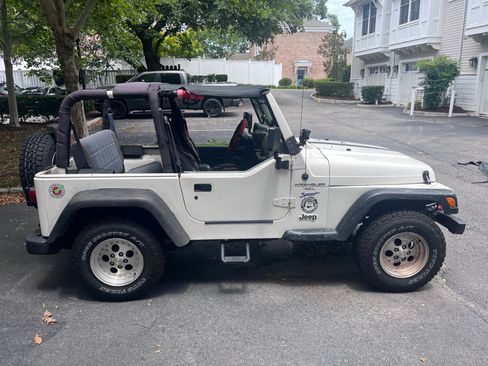 Used 1997 Jeep Wrangler Sport AWD/4WD image 8