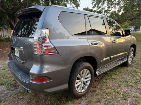 Used 2016 Lexus GX 460 w/ Premium Package AWD/4WD image 10