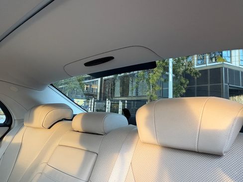 Used 2015 Mercedes-Benz S 550 4MATIC Sedan image 12