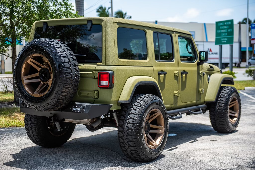 Used 2018 Jeep Wrangler Unlimited Sport S AWD/4WD image 8