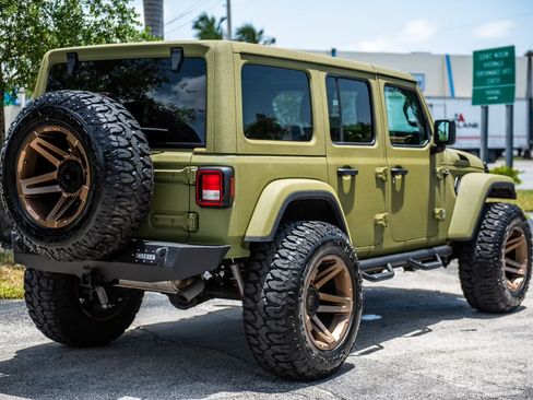 Used 2018 Jeep Wrangler Unlimited Sport S AWD/4WD image 8