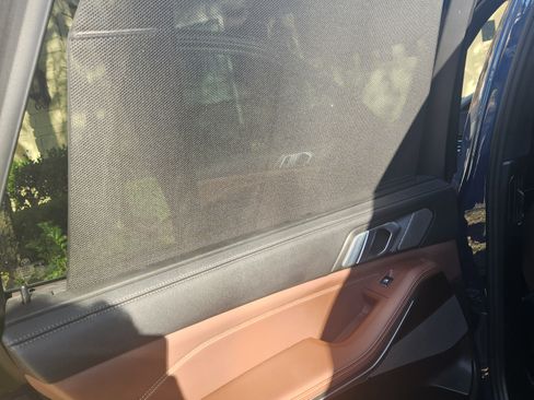 Used 2020 BMW X5 sDrive40i w/ Executive Package image 18