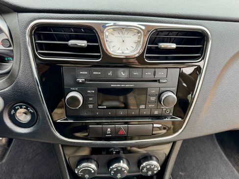 Used 2013 Chrysler 200 Touring w/ S Exterior Appearance Pkg image 27