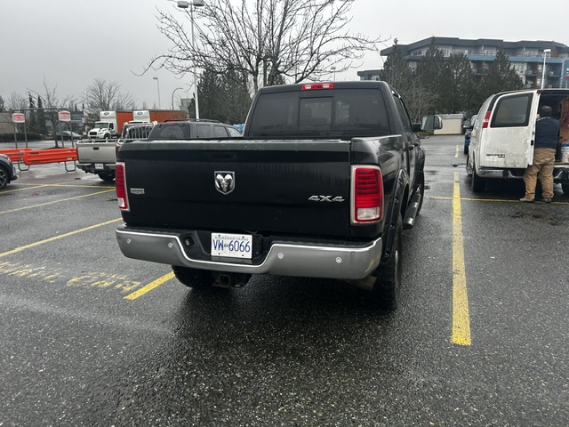 Used 2016 RAM 3500 Laramie AWD/4WD image 2