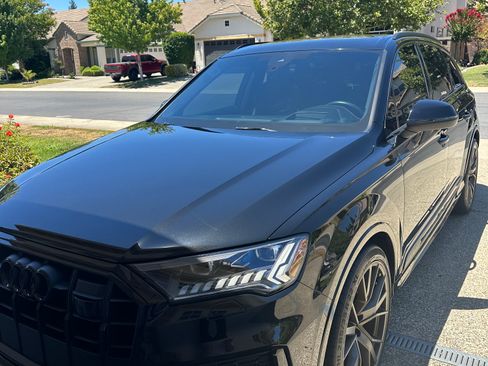 Used 2023 Audi SQ7 Prestige AWD/4WD image 12