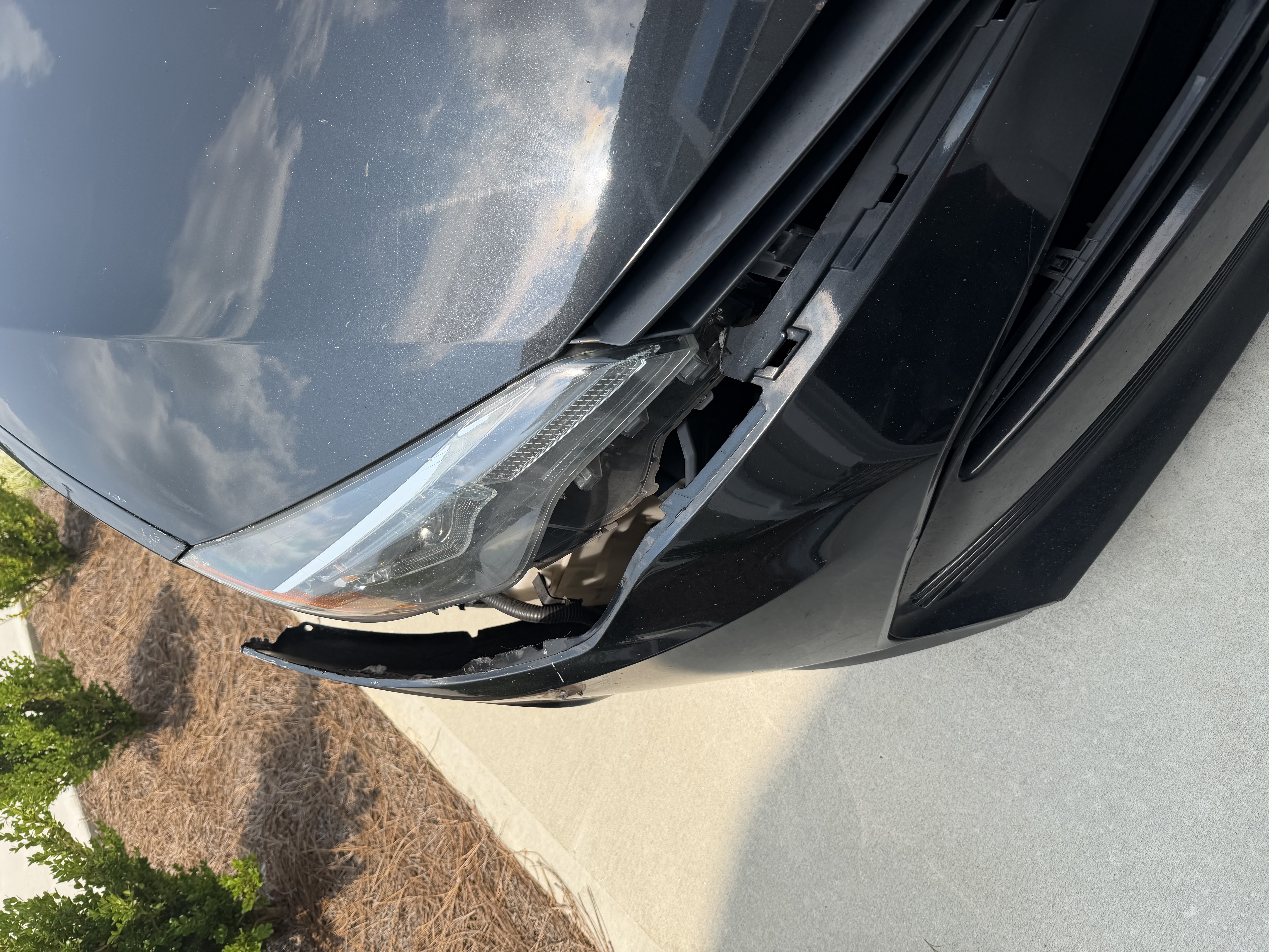 Used 2019 Toyota Corolla LE FWD image 13