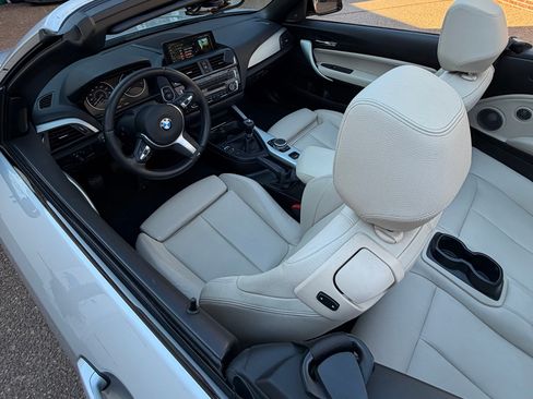Used 2017 BMW M240i Convertible image 21