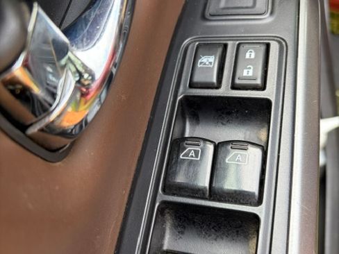 Used 2016 Nissan Titan Platinum Reserve AWD/4WD image 13