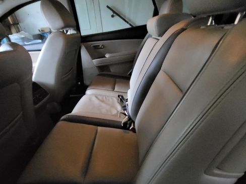 Used 2011 MAZDA CX-9 Touring image 10