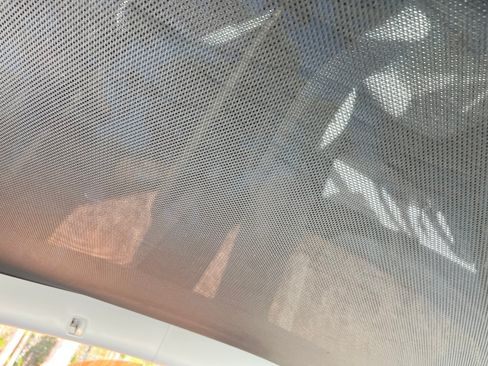 Used 2020 Tesla Model Y Long Range image 10