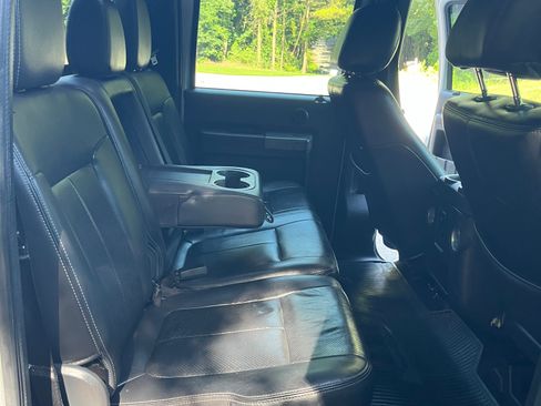 Used 2012 Ford F250 Lariat w/ Lariat Ultimate Pkg AWD/4WD image 12
