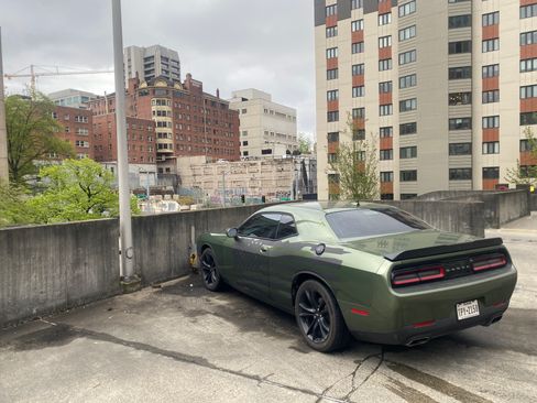 Used 2018 Dodge Challenger SXT Plus RWD image 1