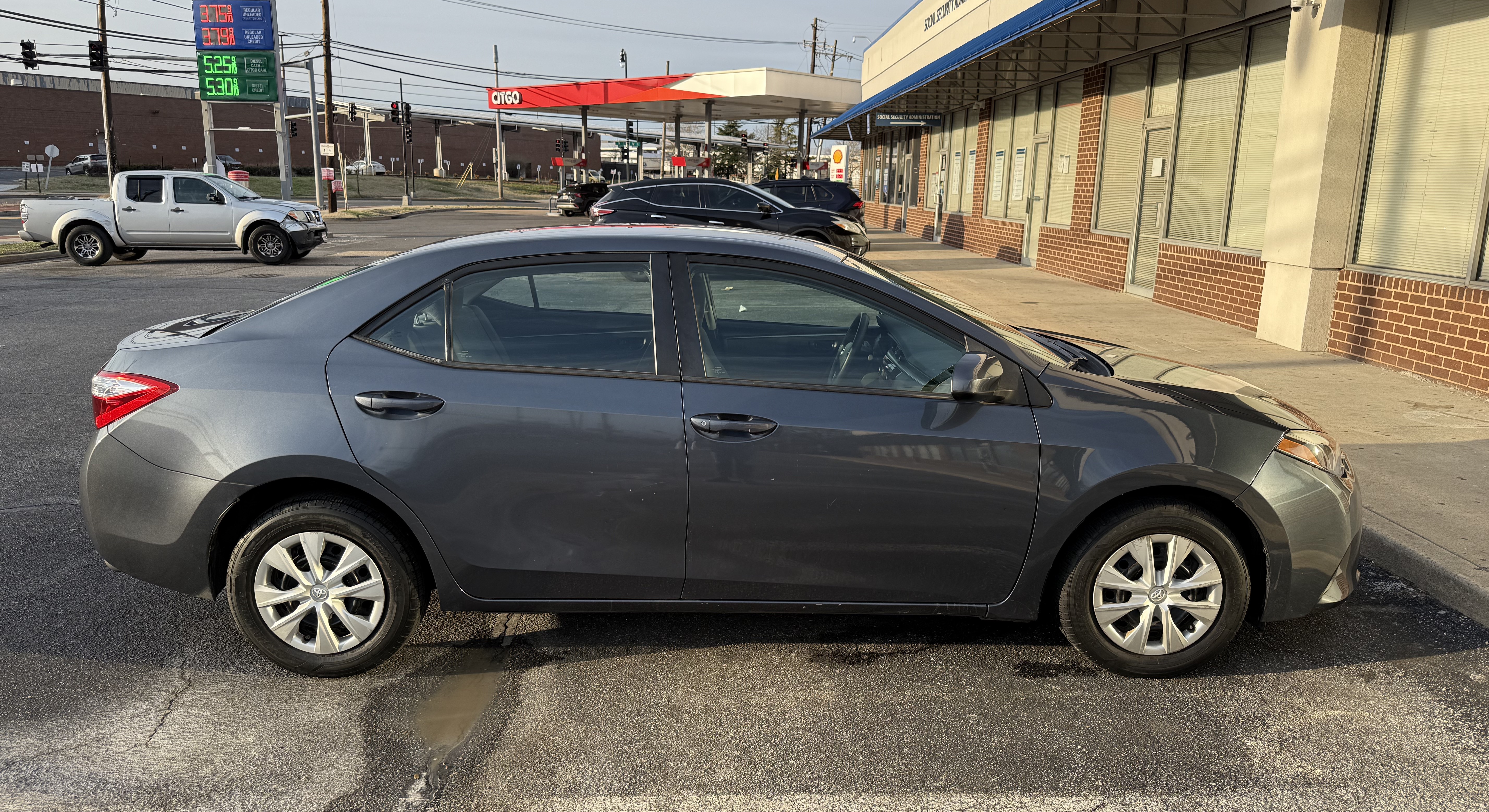 Used 2014 Toyota Corolla L w/ Protection Package FWD image 6