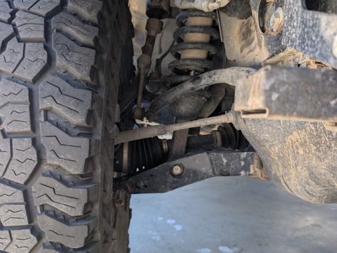 Used 2015 Toyota Tacoma 4x4 Double Cab w/ TRD Off-Road Package image 24