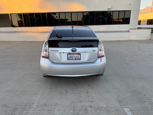 Used 2010 Toyota Prius Four image 13