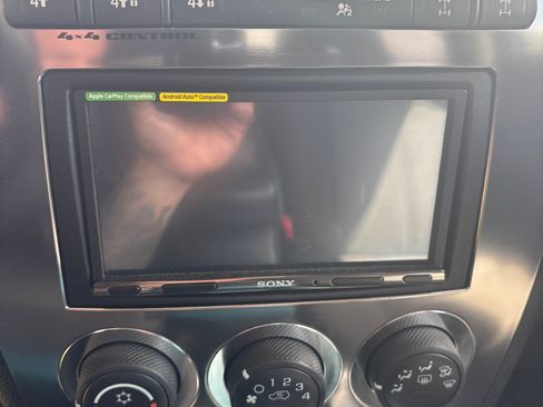 Used 2010 HUMMER H3T Alpha AWD/4WD image 14