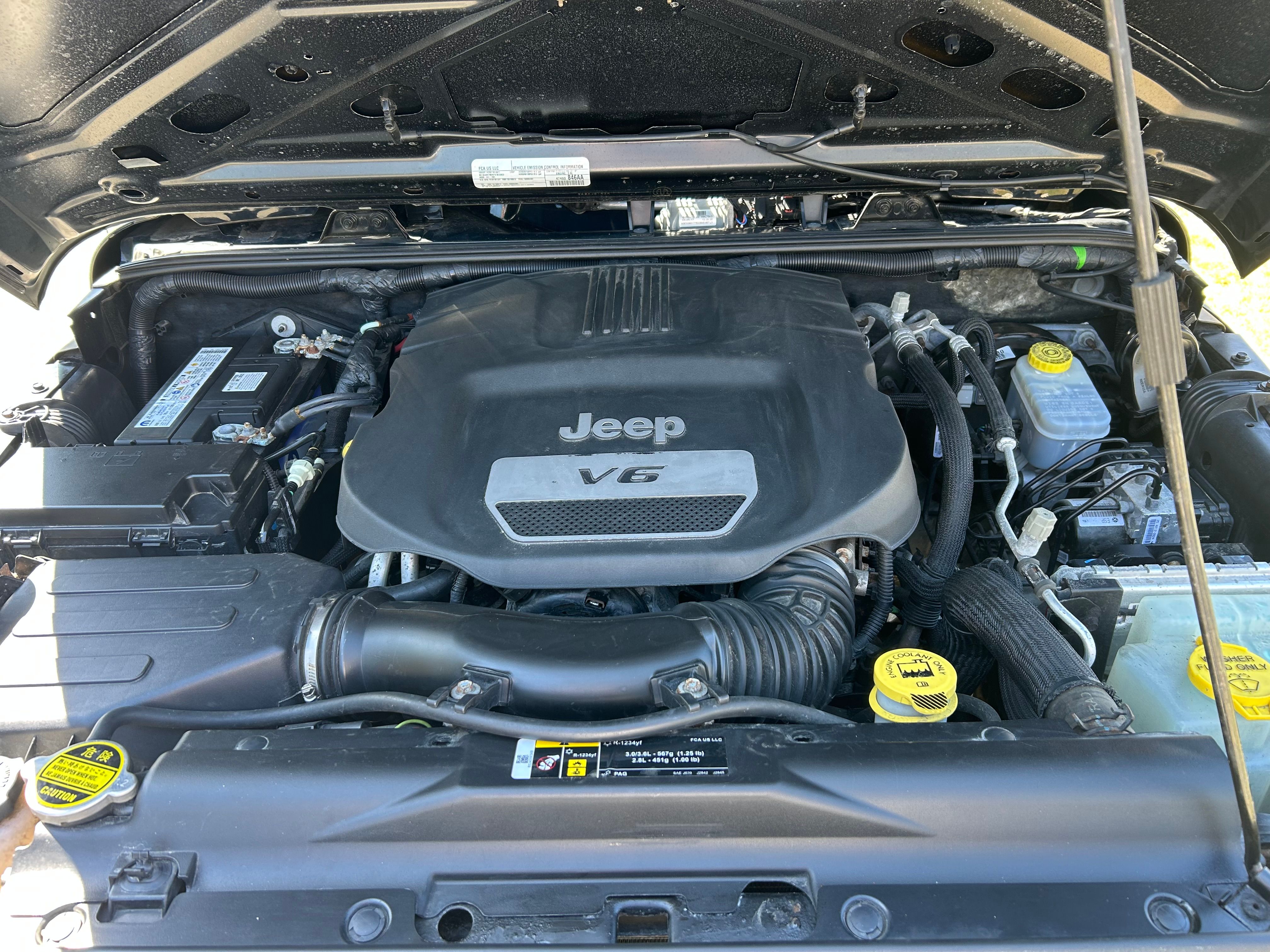 Used 2017 Jeep Wrangler Sport AWD/4WD image 6
