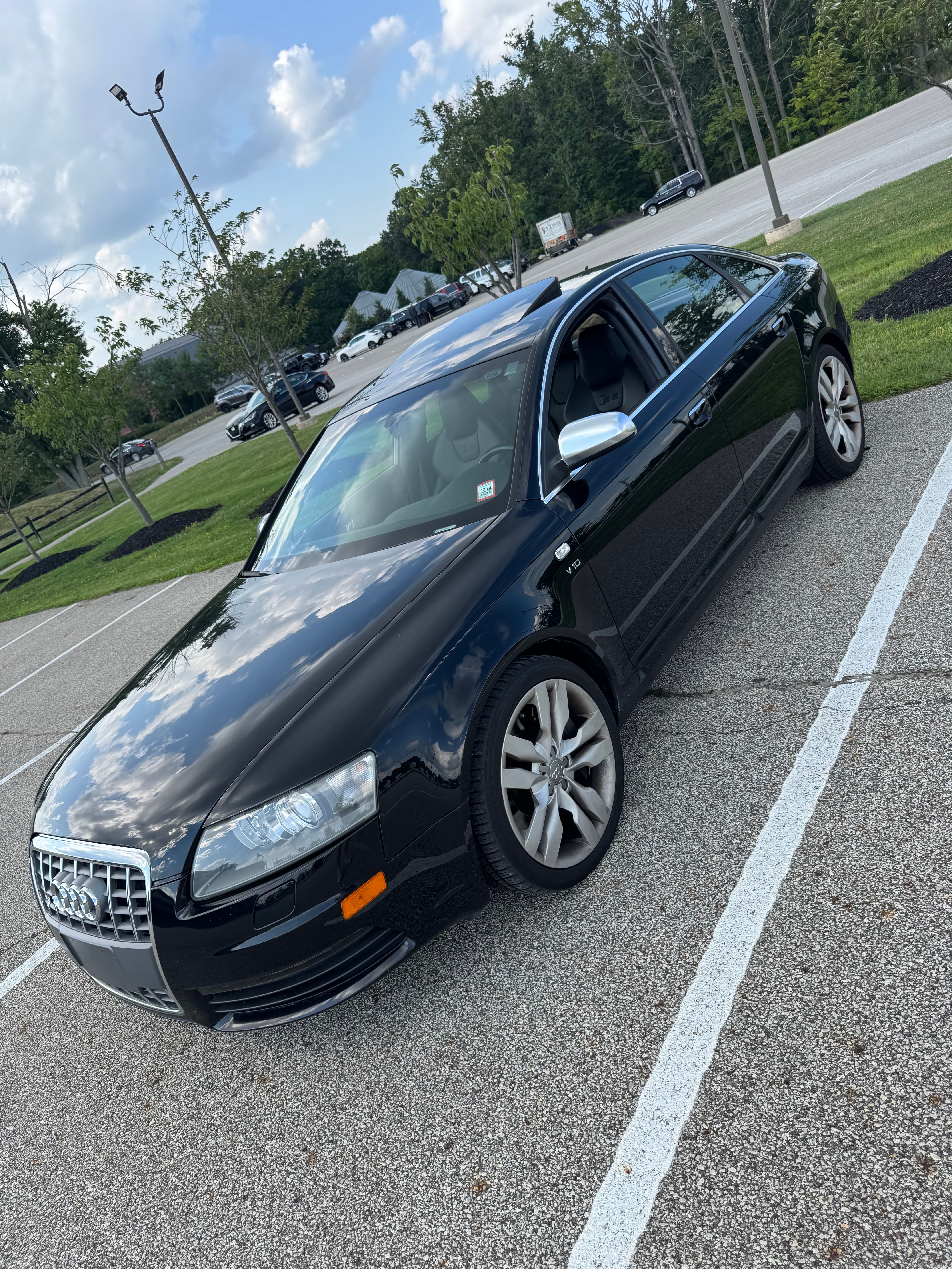 Used 2008 Audi S6 Sedan AWD/4WD image 1