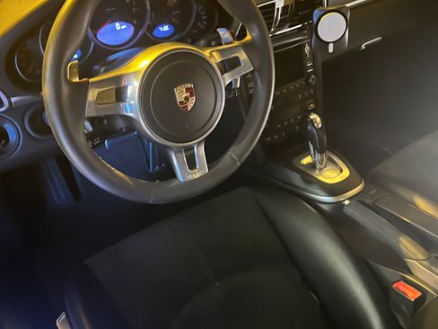 Used 2012 Porsche 911 Coupe image 2