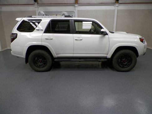 Used 2017 Toyota 4Runner TRD Pro image 11