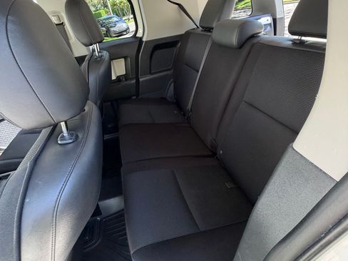 Used 2014 Toyota FJ Cruiser 4WD w/ Upgrade Package image 11