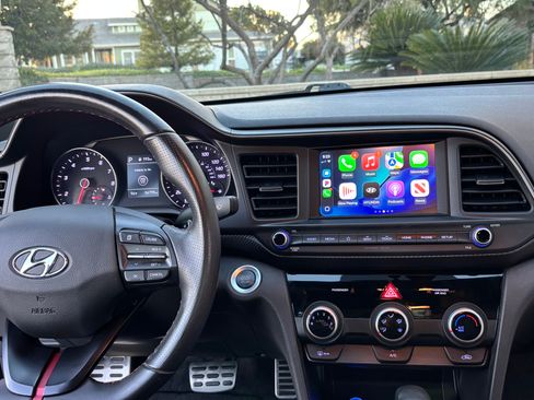 Used 2019 Hyundai Elantra Sport w/ Cargo Package image 10