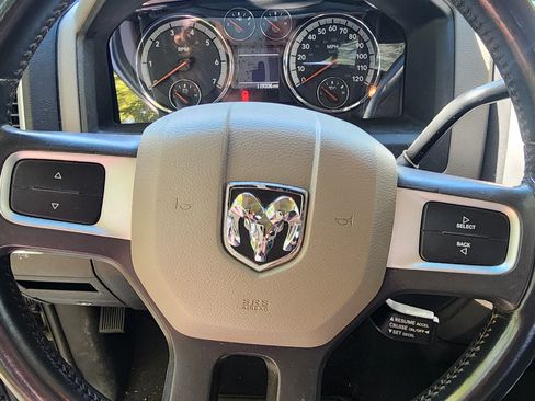 Used 2011 RAM 1500 Big Horn image 18