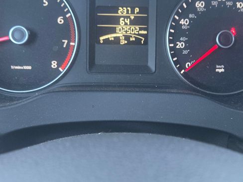 Used 2014 Volkswagen Jetta SE image 1