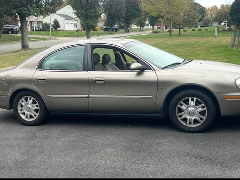 Used 2005 Mercury Sable LS FWD image 10