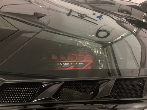 Used 2021 Chevrolet Corvette Stingray Premium Cpe w/ Z51 Performance Package RWD image 16