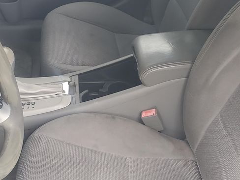 Used 2010 Chevrolet Malibu LT image 6