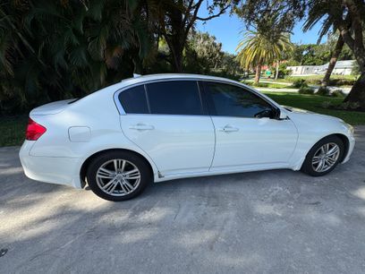 Used 2011 INFINITI G37 Journey w/ Premium Pkg