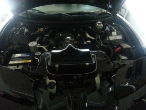 Used 2000 Pontiac Firebird Formula RWD image 12