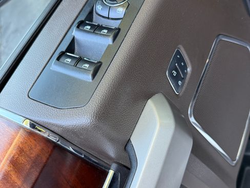 Used 2015 Ford F150 King Ranch w/ Equipment Group 601A Luxury AWD/4WD image 16