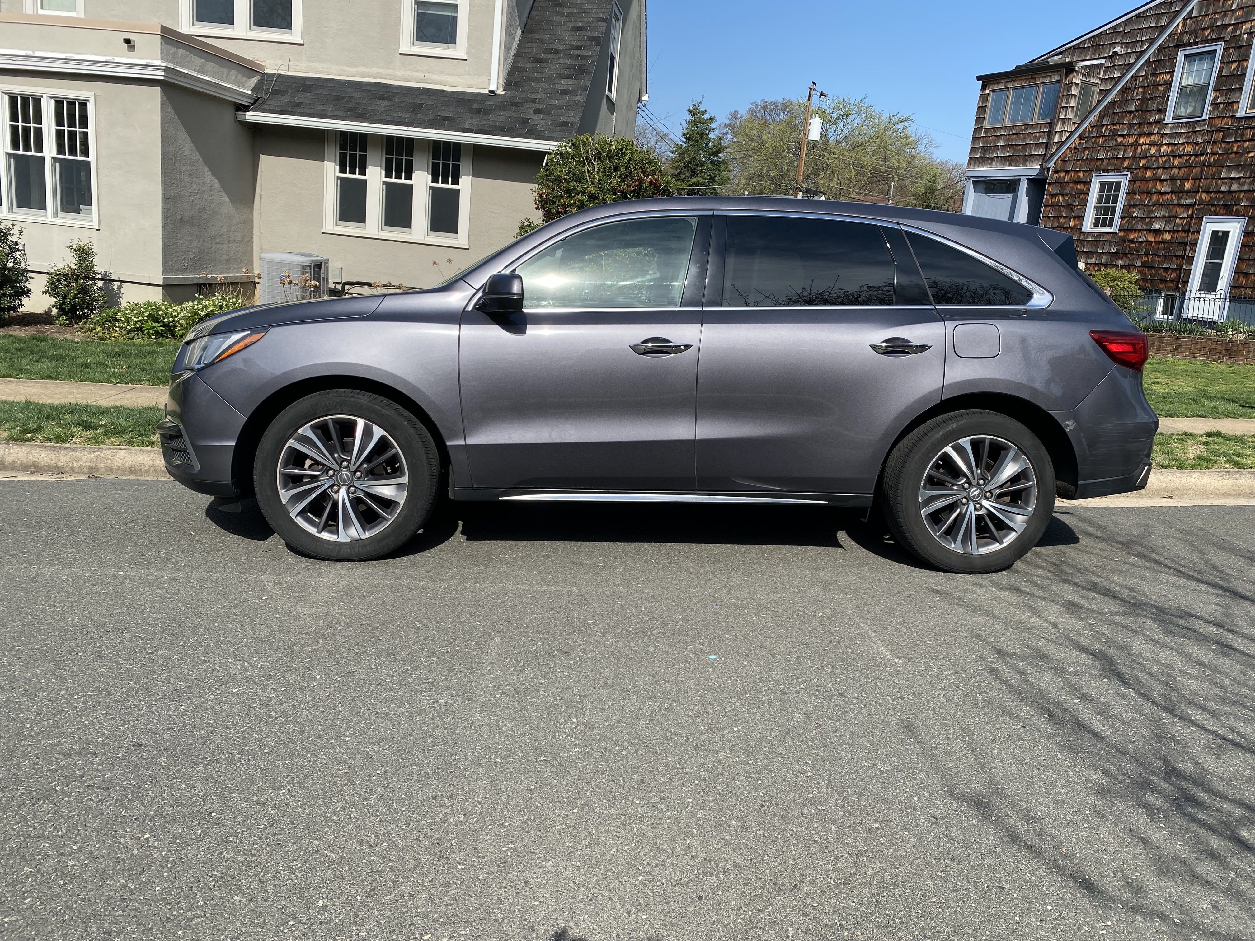 Used 2019 Acura MDX w/ Technology Package AWD/4WD image 4