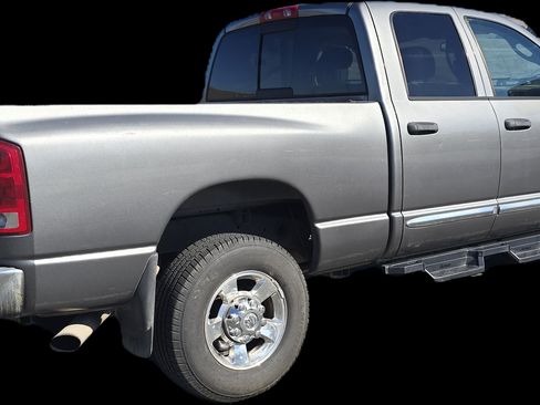 Used 2005 Dodge Ram 2500 Truck SLT image 4